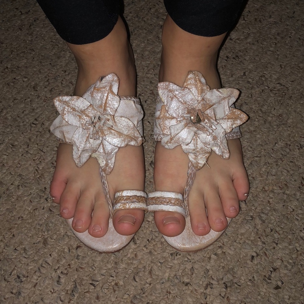BED STU leather flip flops